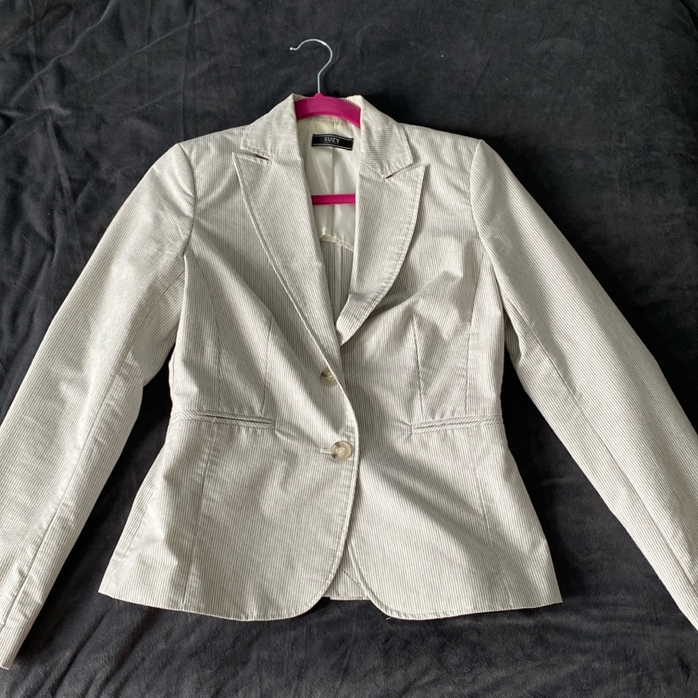 Suzy suit jacket